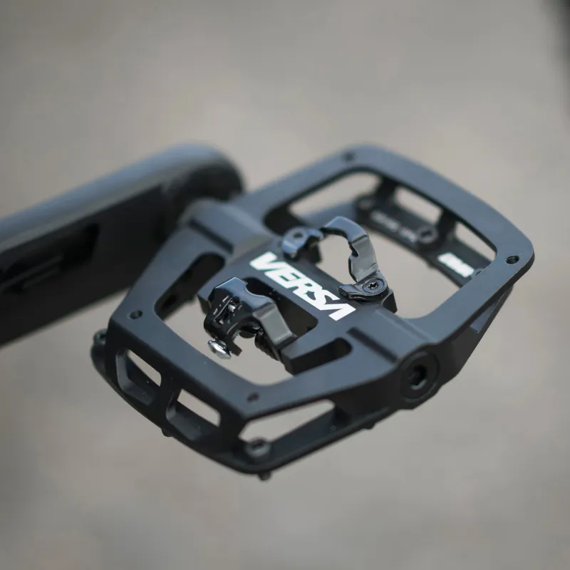 DMR Versa Pedal in Black-5